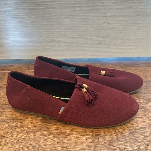 Toms Shoes - Toms Burgundy flats.